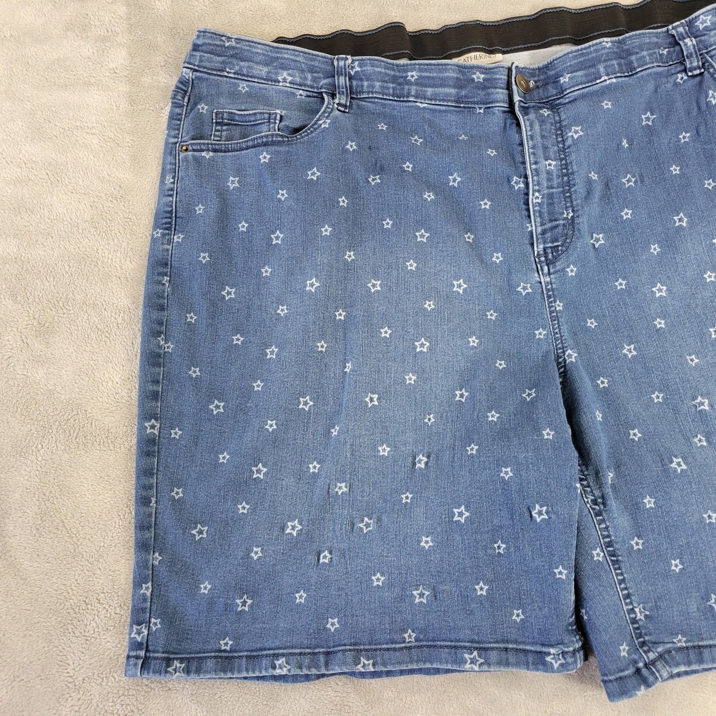 Catherines Shorts 3X Plus Medium Wash Denim Elastic Waist Stars 5-Pockets