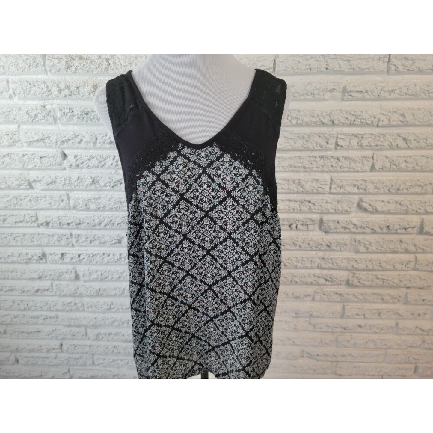 Maurices Womens Top Extra Large Tank Geometric Black Geometric Lined Lace