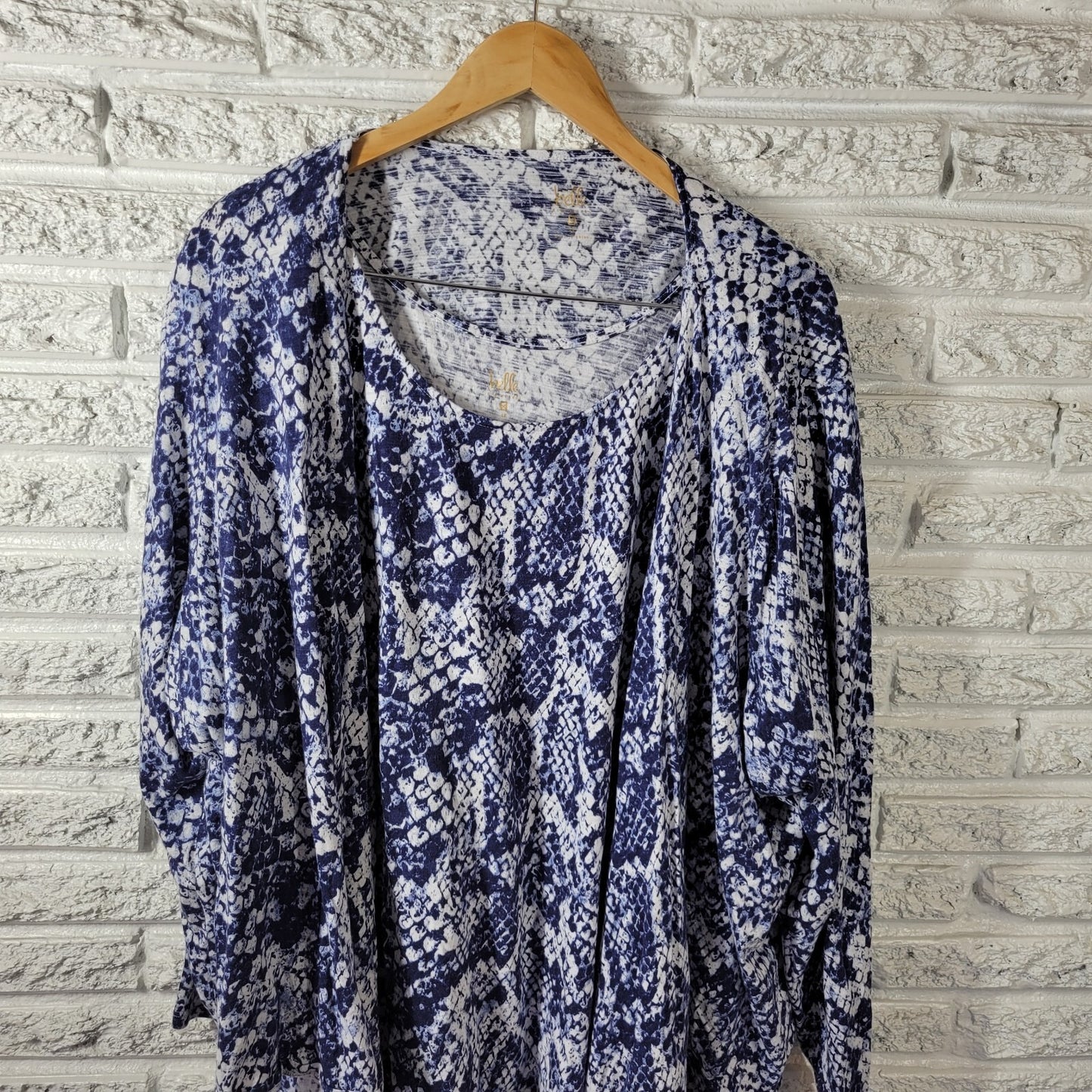 Kim Gravel Belle Women Top 4X Plus Open Overlay AND Tank Tied Hem Animal Print