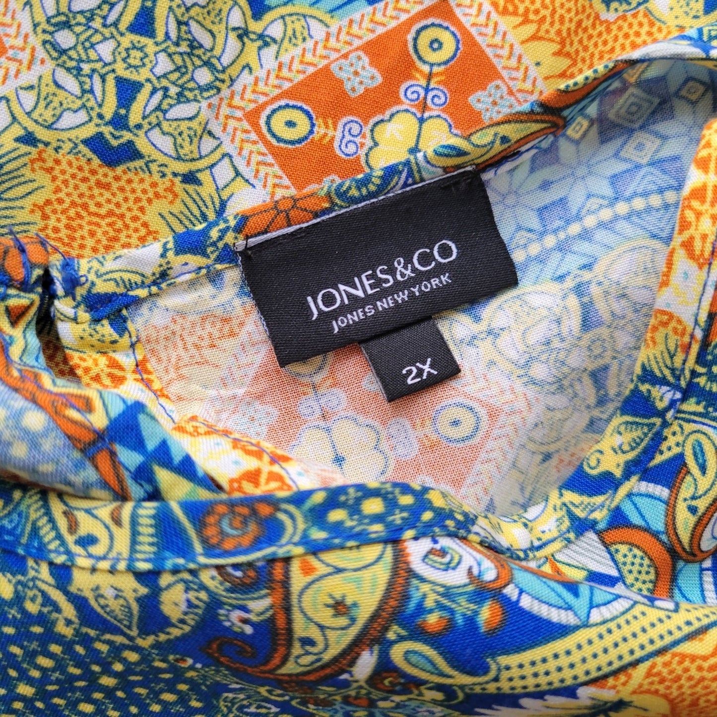 Jones New York Co Women Top 2X Plus Tee Cap Sleeve Blue Paisley Asymmetric Rayon