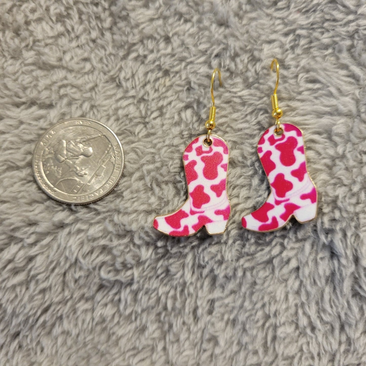 Pink White Cowgirl Boot Earrings Gold Tone Western Rodeo Dangle Drop Fashion