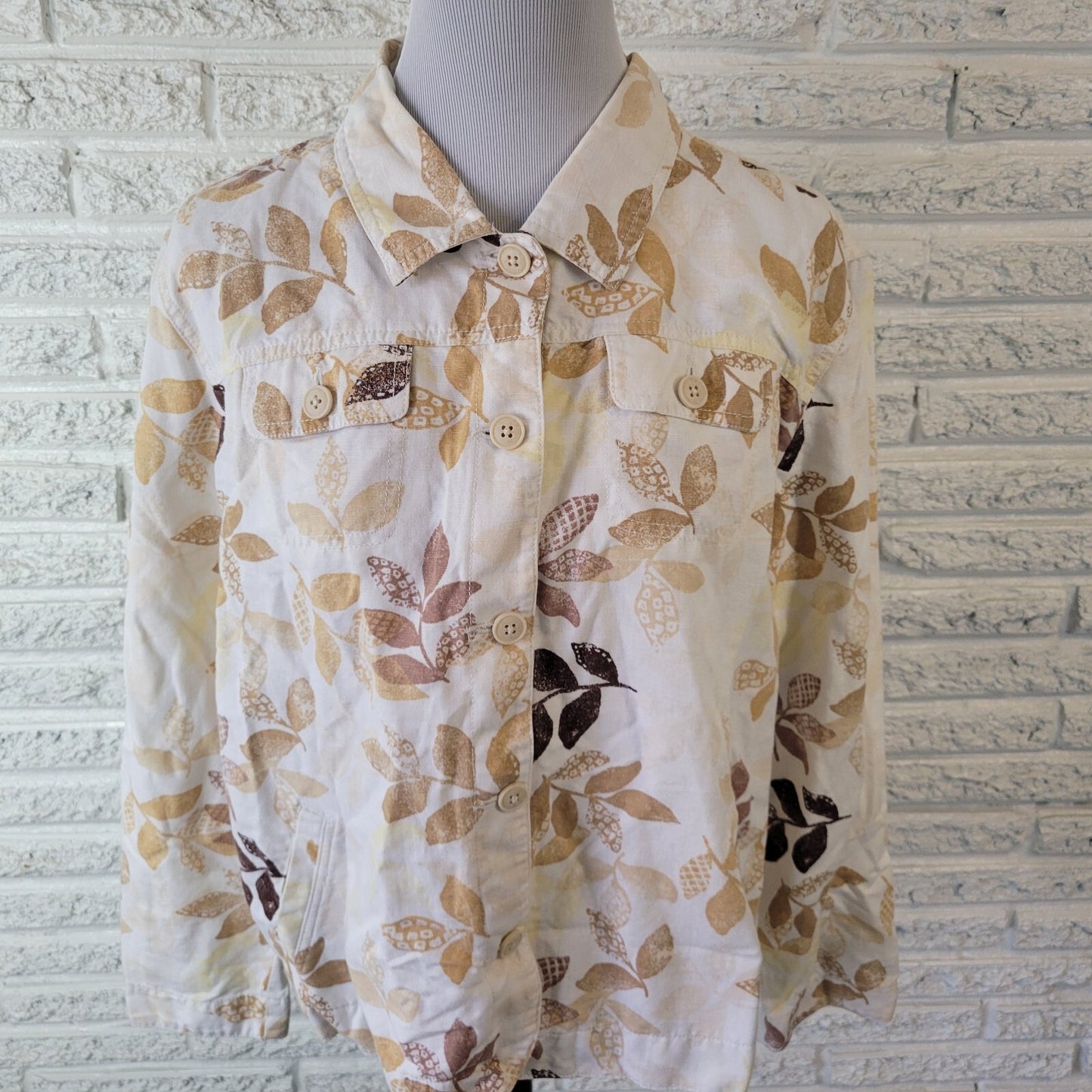 Croft Barrow Womens Top Extra Large Shacket Tan Floral Cotton Pockets Casual