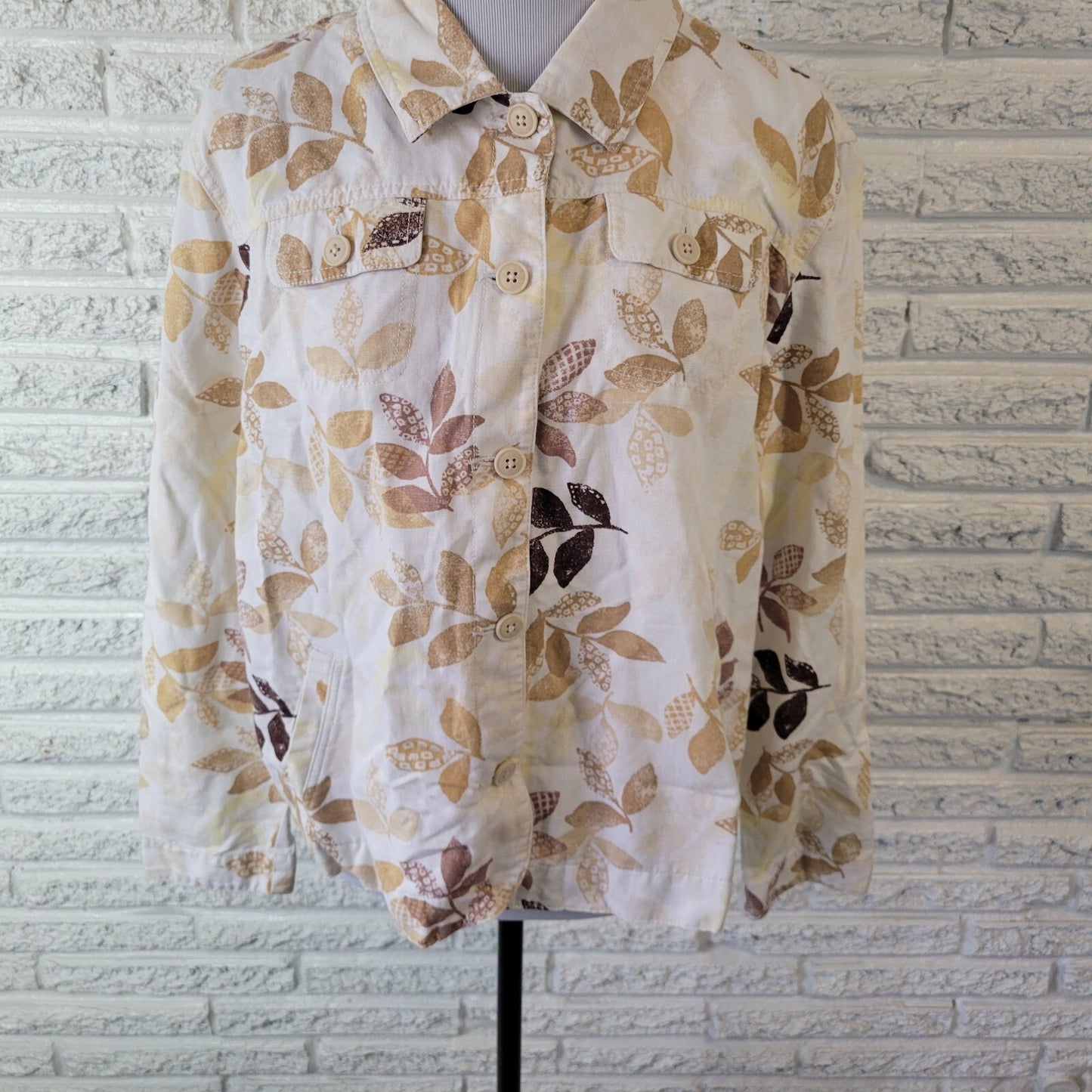Croft Barrow Womens Top Extra Large Shacket Tan Floral Cotton Pockets Casual