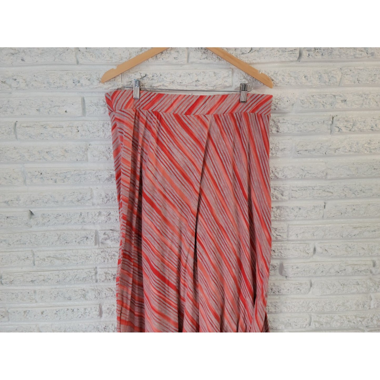 Cato Women Skirt 18W 20W Plus Pull On Maxi Red Stripe Casual Straight Stretchy