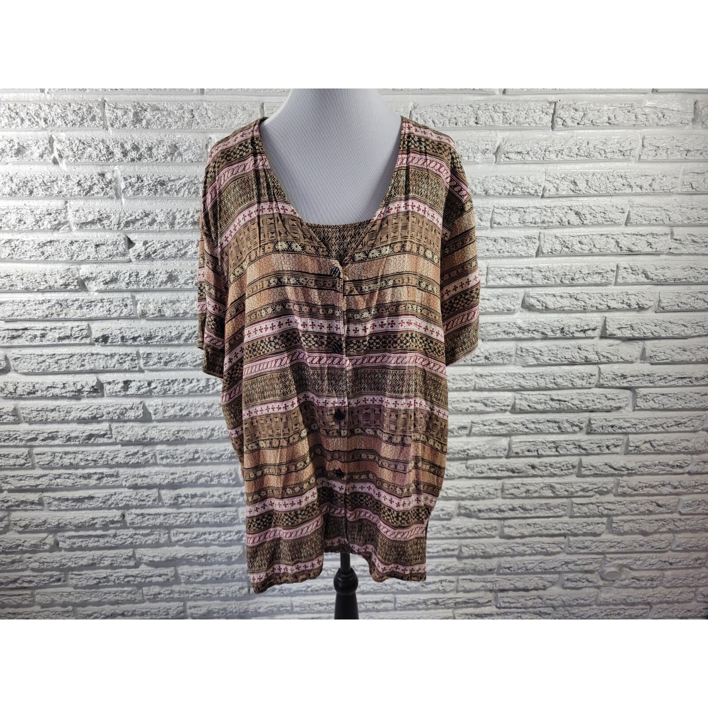 Sag Harbor Womens 3X Plus Size Top Blouse Brown Geometric V-Neck Button Up Rayon