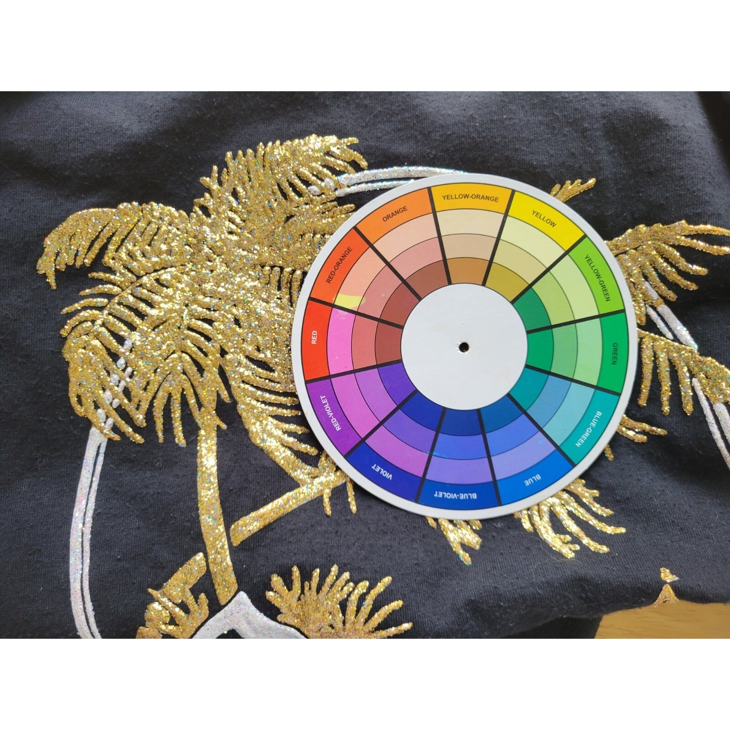 Fruit of Loom Womens Top XXL Tee Short Sleeve Tropical Black Gold Glitter Paint