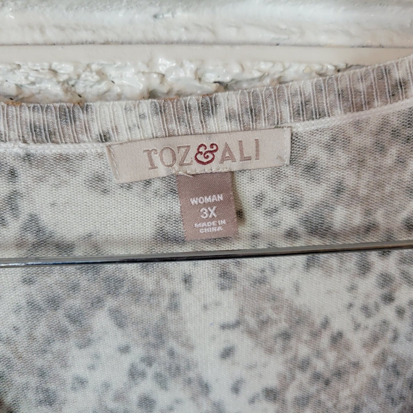 Roz Ali Womens Top 3X Plus Cardigan Button Up 3/4 Sleeve Tan Animal Lightweight