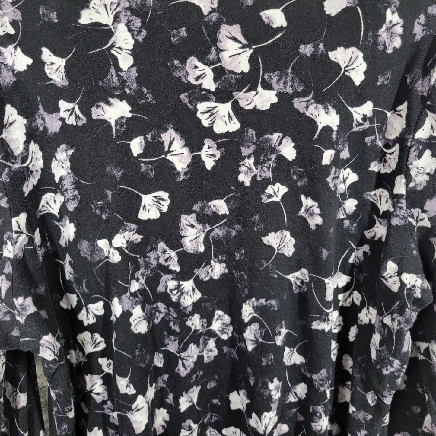 Croft Barrow Womens Top 3X Plus Tee Classic Long Sleeve Black Gray Floral Comfy