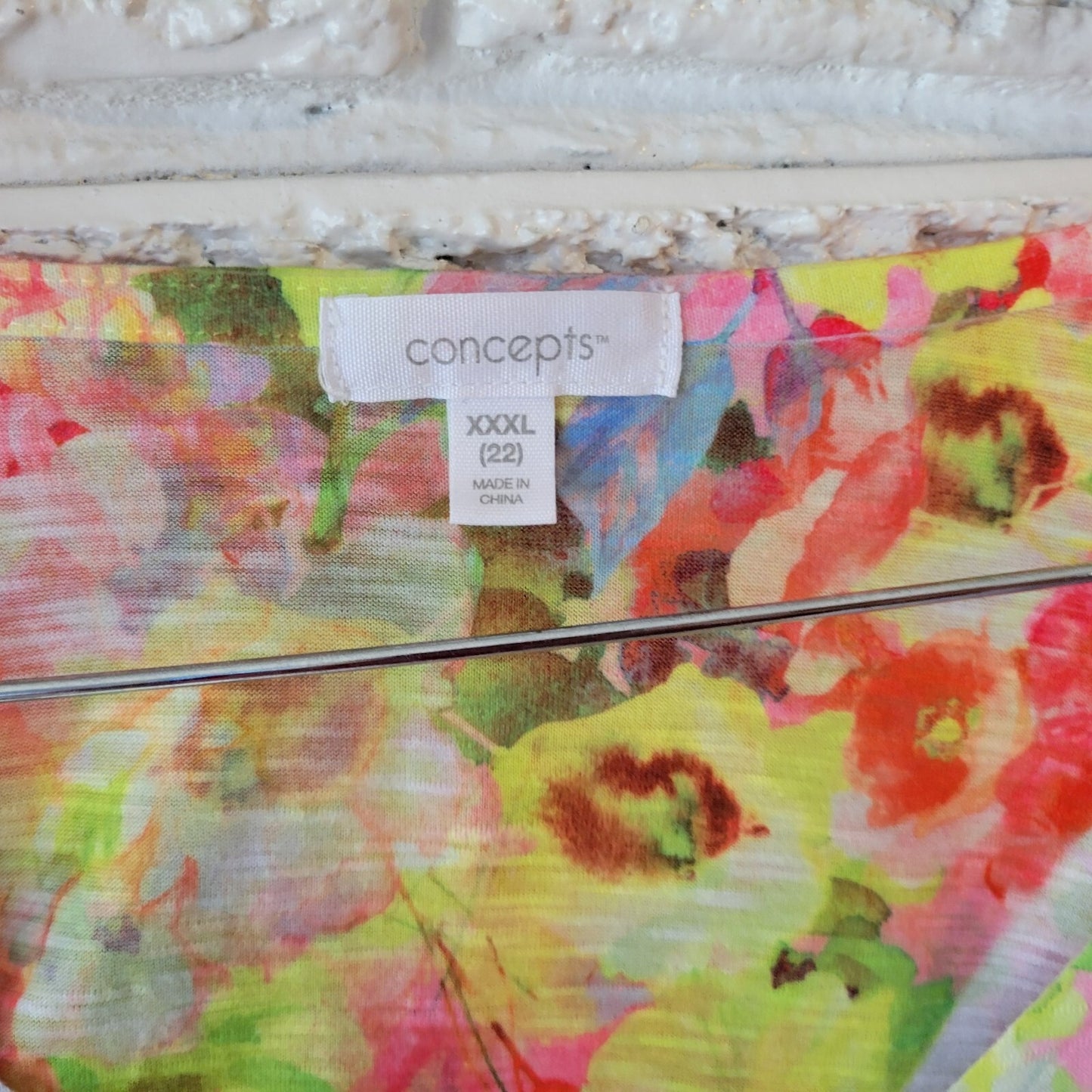 Concepts Womens Top XXXL 22 Plus Tank Pink Blue Floral Lightweight Rhinestones