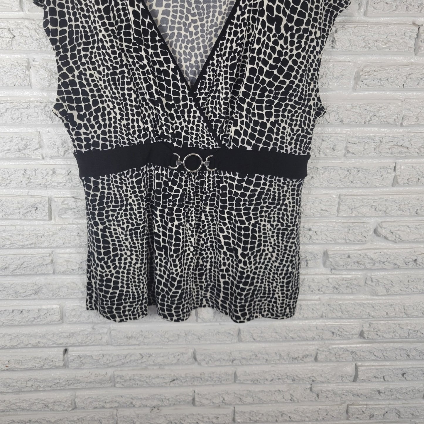 Apt 9 Womens Top Extra Large Sleeveless Black Animal Print Comfy Poly Blend