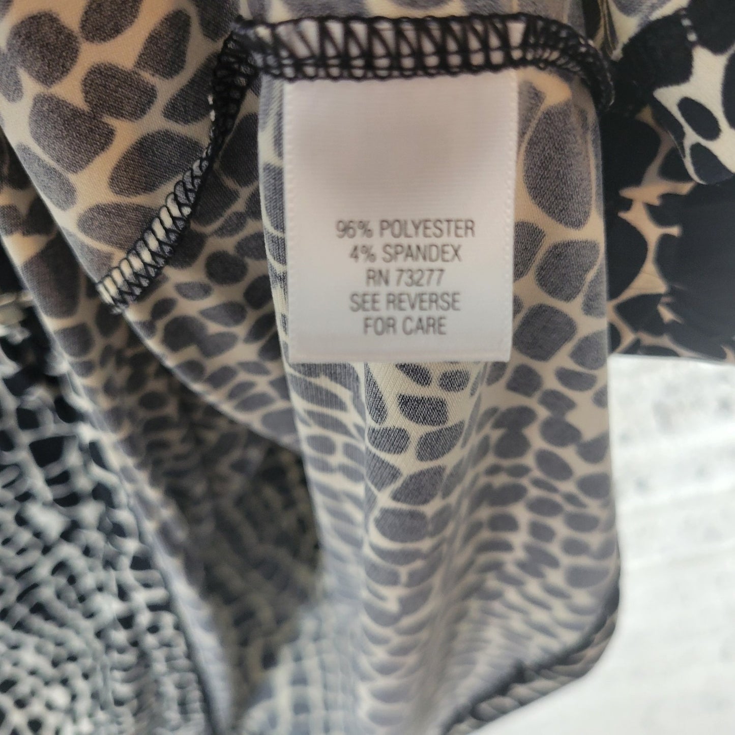 Apt 9 Womens Top Extra Large Sleeveless Black Animal Print Comfy Poly Blend