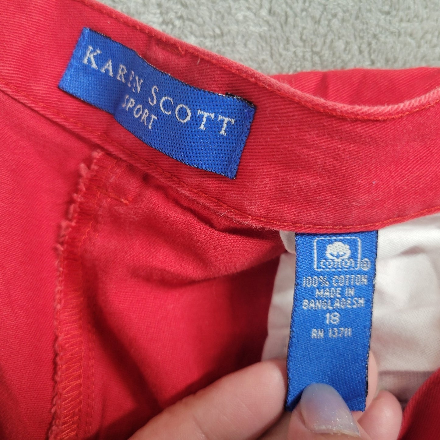 Karen Scott Sport Womens Shorts 18 Plus Cotton Red Zip Fly Lightweight Cuffed