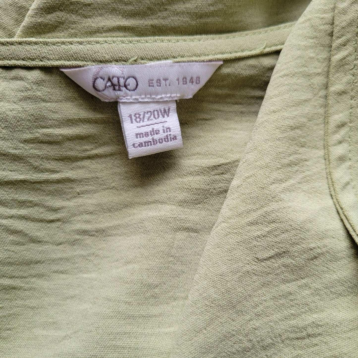 Cato Est 1946 Womens Top 18W 20W Plus Short Sleeve Green Lightweight Polyester