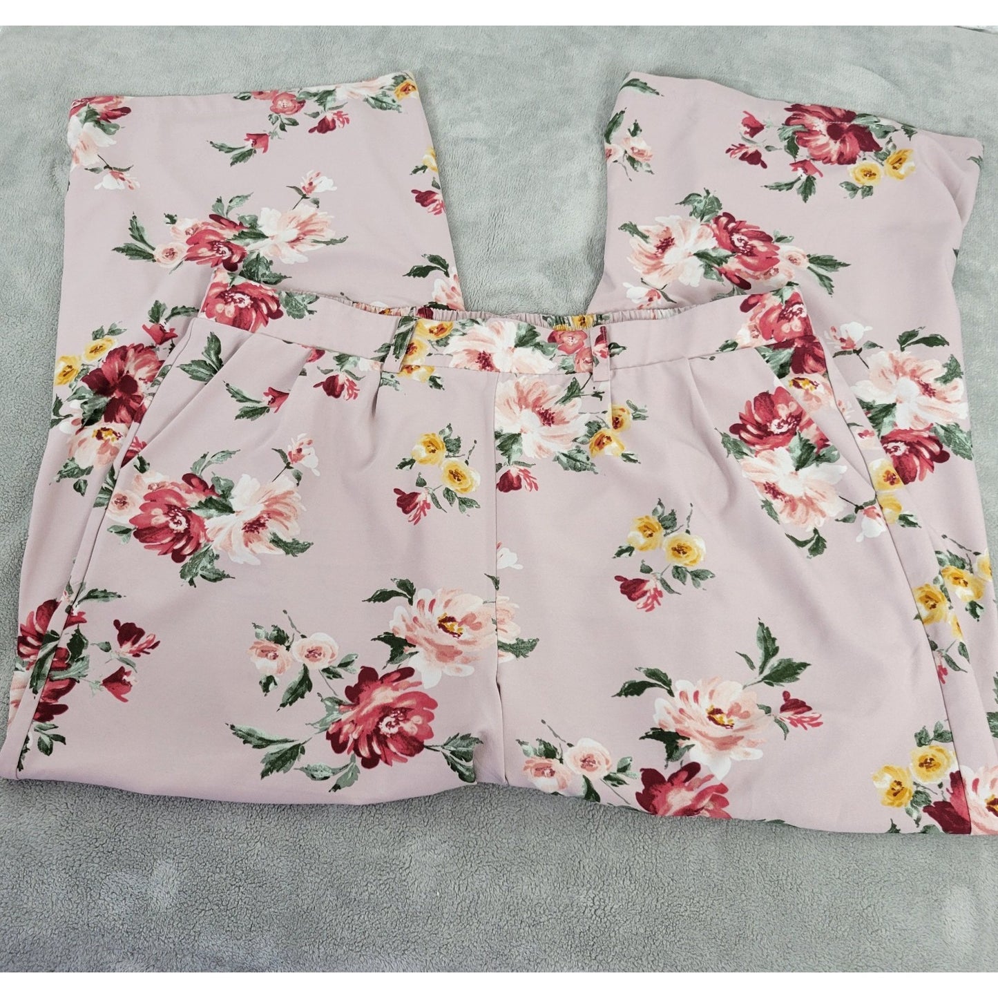 Torrid Womens Pants 3 3X Plus Pull On Lavender Floral Comfy Poly Blend Pockets