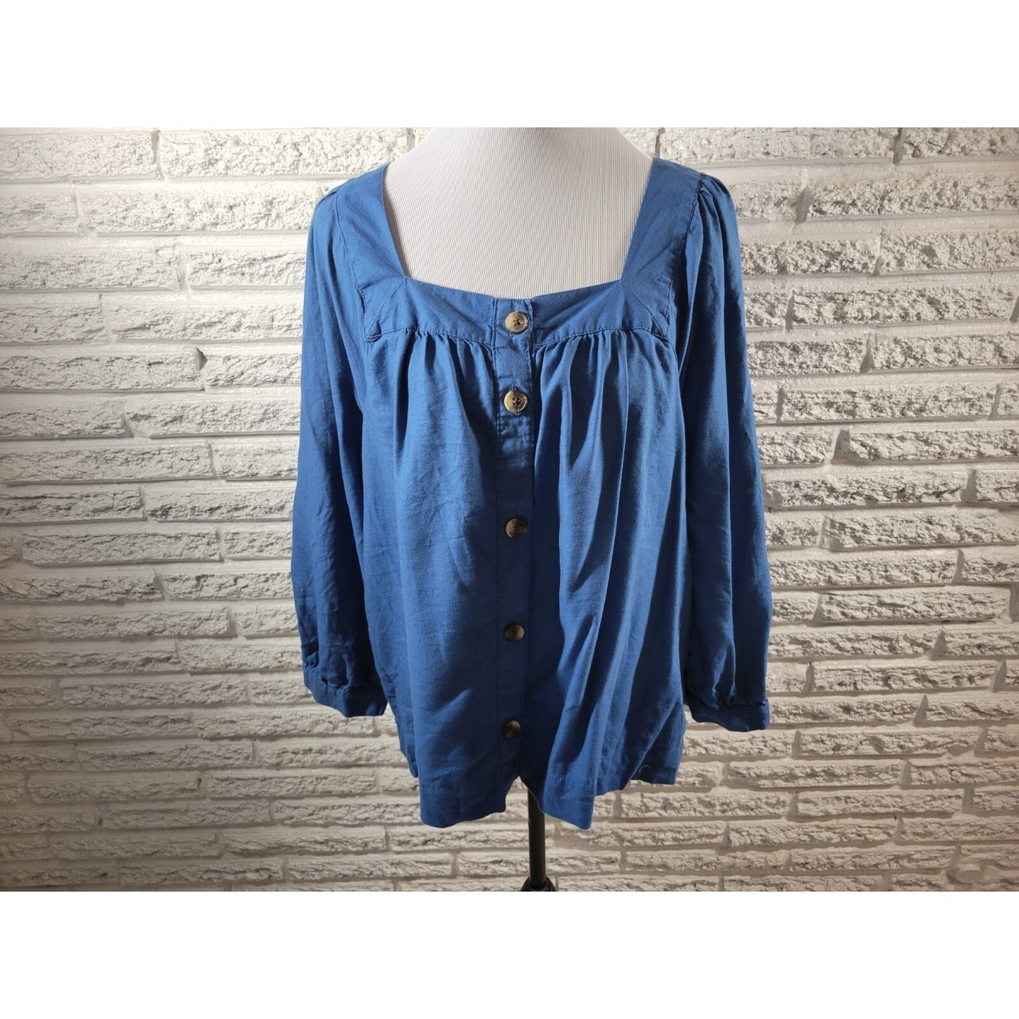St Johns Bay Womens Top XXL Plus Long Sleeve Square Neck Button Up Casual Blue