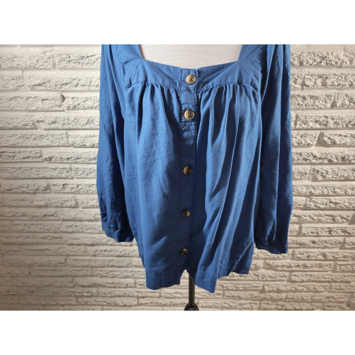 St Johns Bay Womens Top XXL Plus Long Sleeve Square Neck Button Up Casual Blue