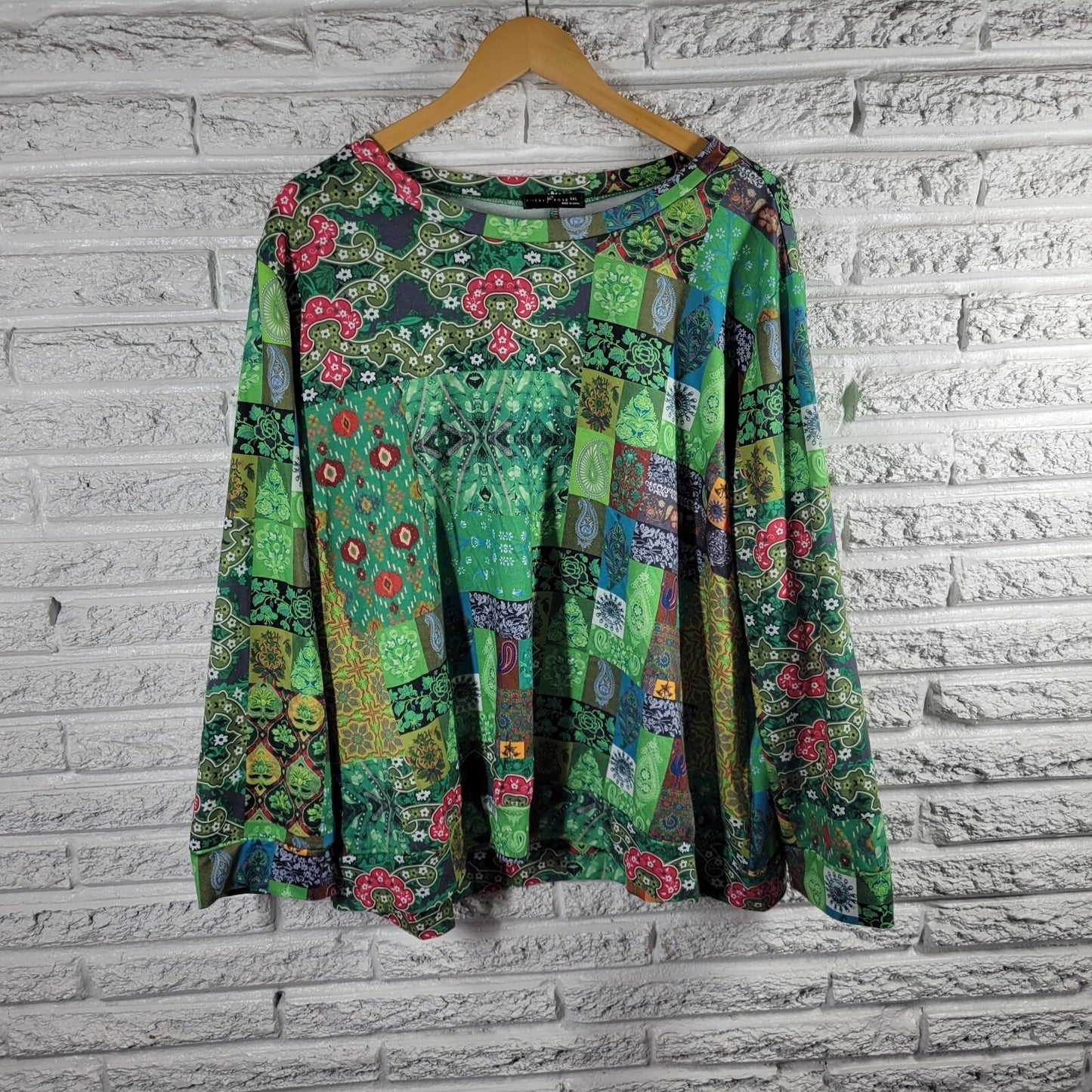 Emery Rose Womens Top 5XL Plus Long Sleeve Green Paisley Poly Blend Casual Comfy