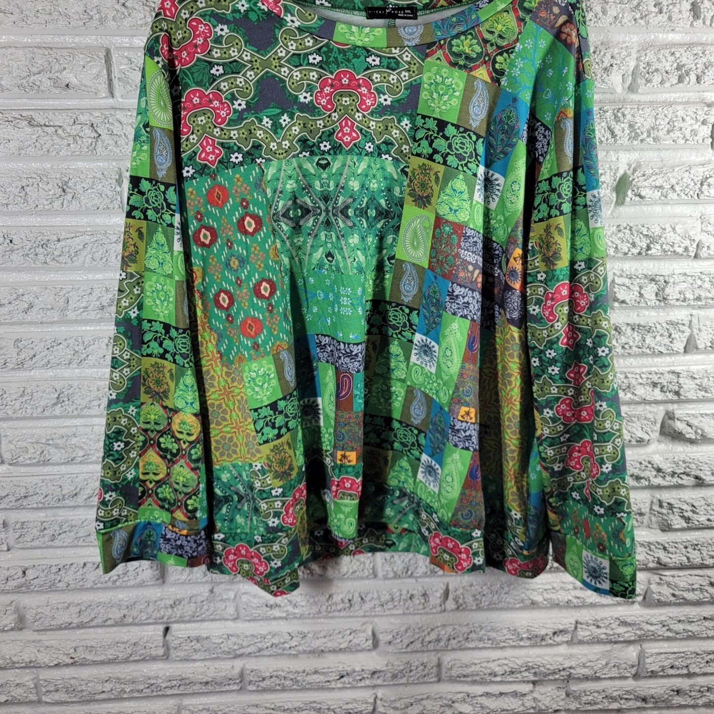 Emery Rose Womens Top 5XL Plus Long Sleeve Green Paisley Poly Blend Casual Comfy