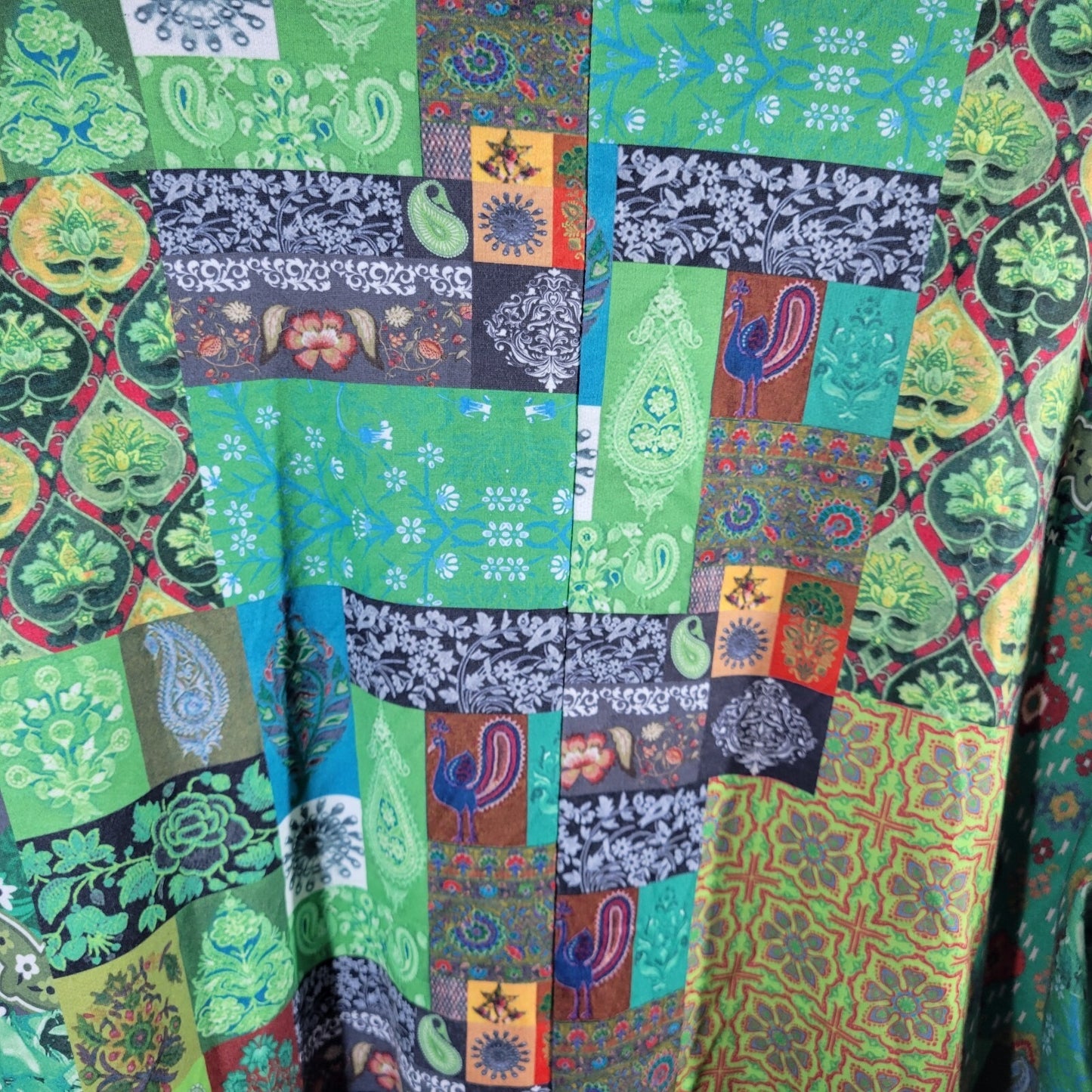 Emery Rose Womens Top 5XL Plus Long Sleeve Green Paisley Poly Blend Casual Comfy