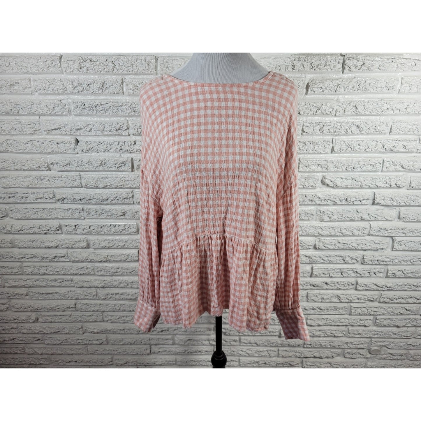 Time Tru Womens Top XXL 20 Plus Long Sleeve Peasant Pink Check Keyhole Back