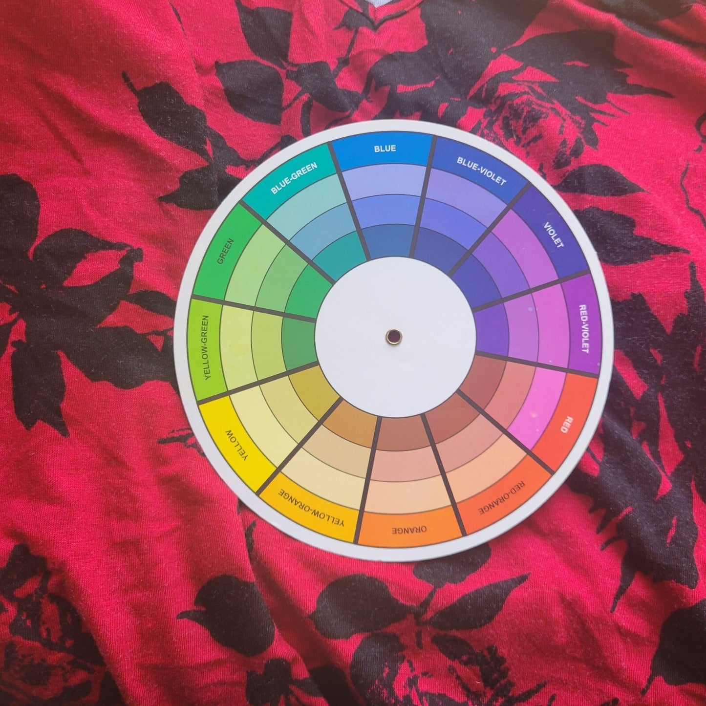 Cable Gauge Womens Top Extra Large XL Mesh Lattice Back Red Floral Keyhole Comfy