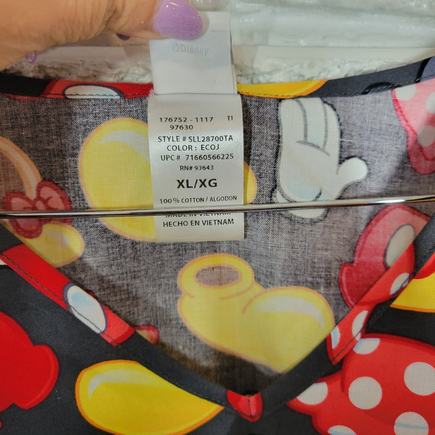 Disney Minnie Mouse Scrub Top XL Black Red Cotton Medical Vet Nurse NOV99E