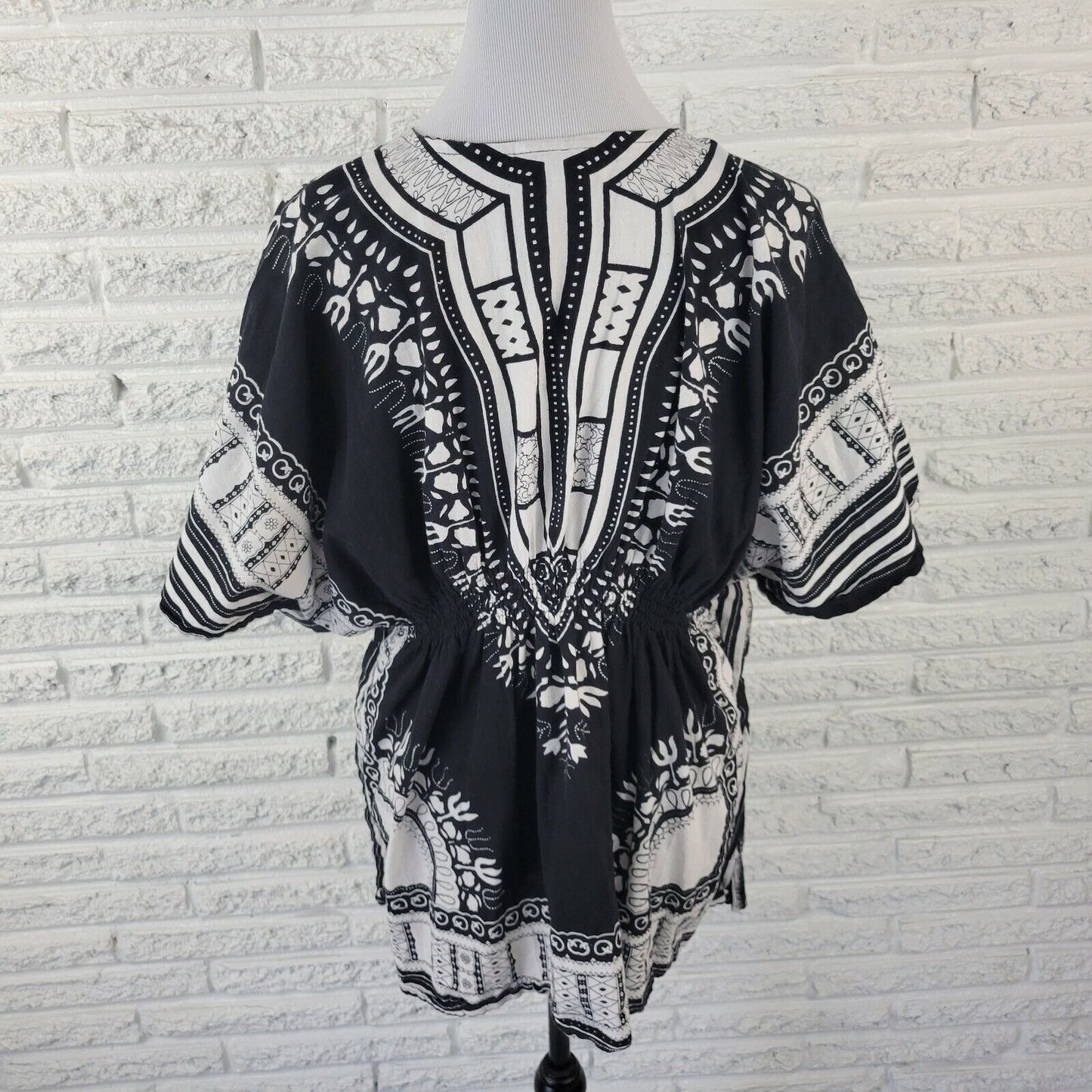 Jessica Taylor Women Top 2X Plus Batwing Sleeves Black Geometric Comfort Waist