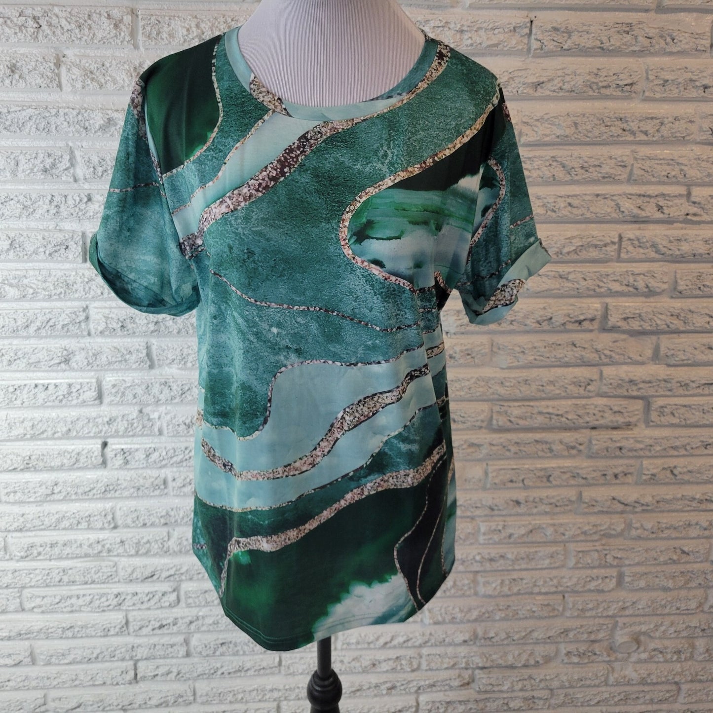 Womens Top 2XL Plus Tee Short Sleeve Green Watercolor Poly Blend Comfy Casual