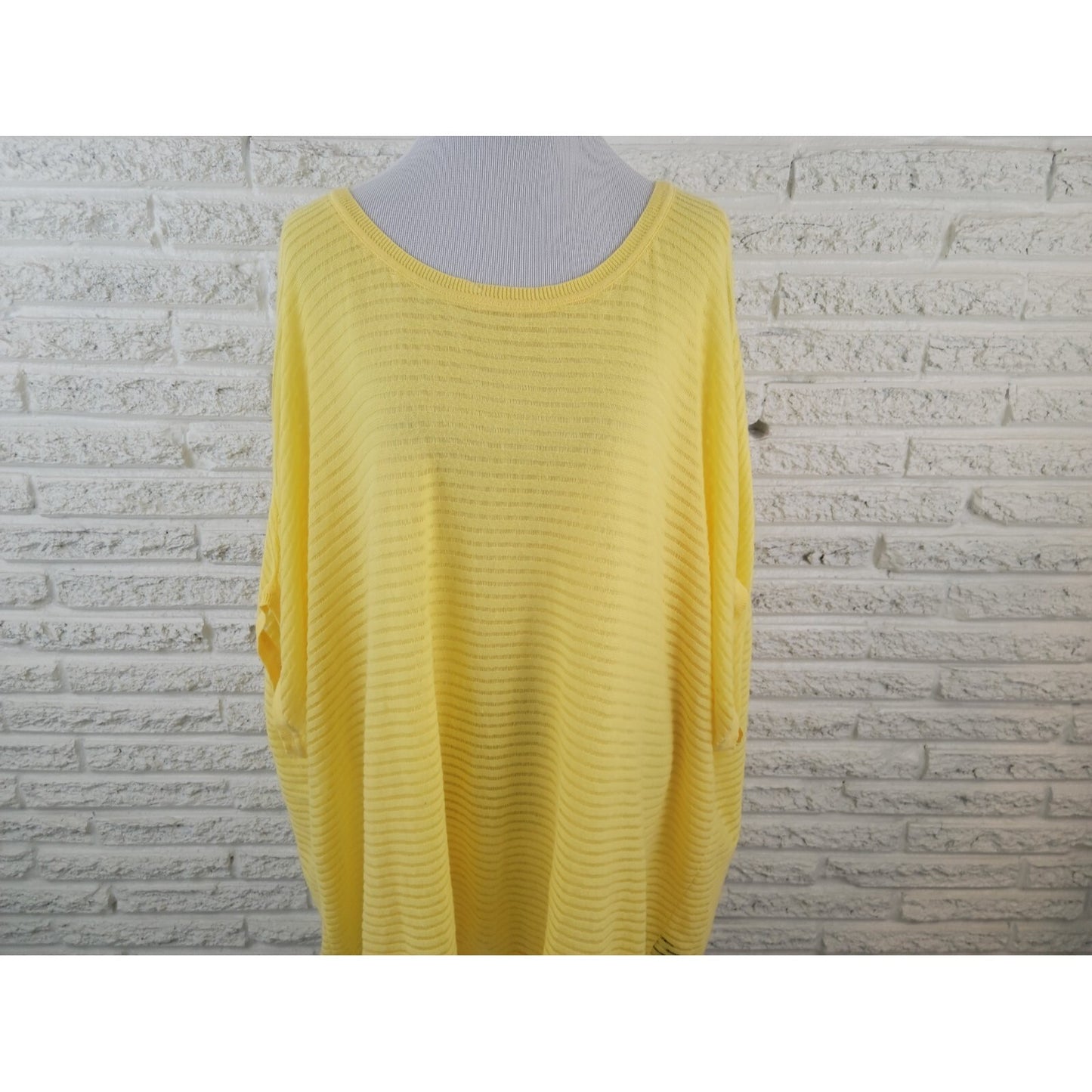 Lane Bryant Womens Top 26 28 Plus Short Cap Sleeve Sheer Mesh Yellow Cotton
