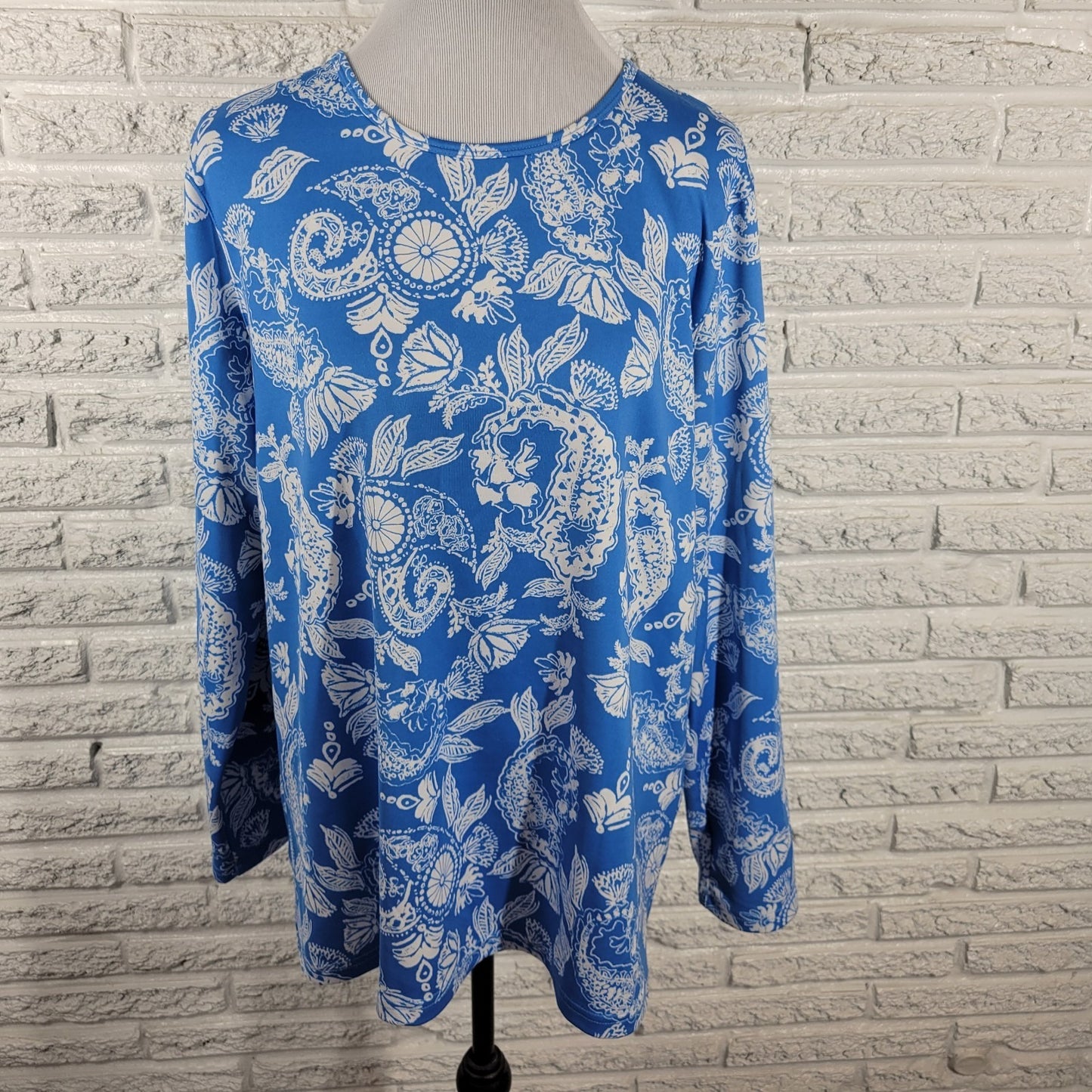 Bessie Cai Womens Top 1X Plus Long Sleeve Blue Floral Poly Blend Comfy Casual