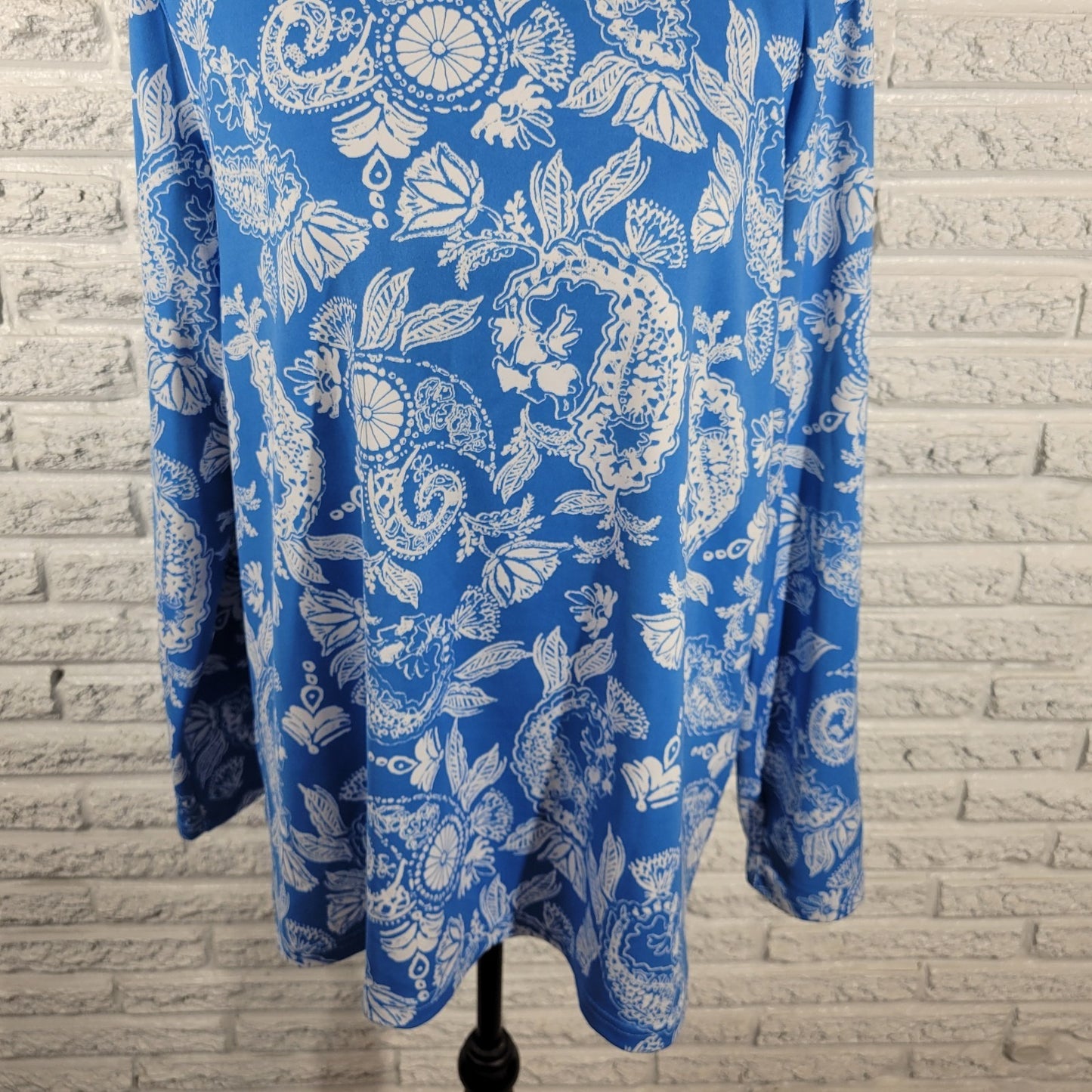 Bessie Cai Womens Top 1X Plus Long Sleeve Blue Floral Poly Blend Comfy Casual