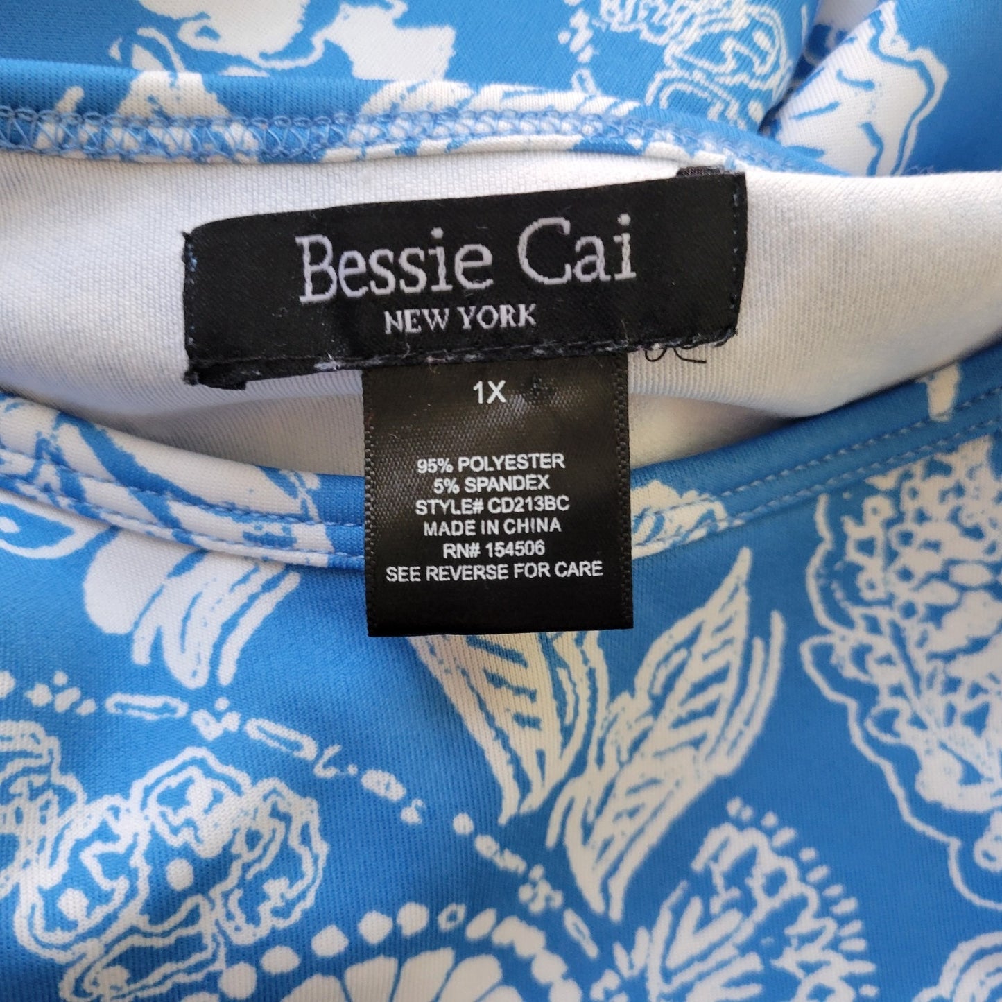 Bessie Cai Womens Top 1X Plus Long Sleeve Blue Floral Poly Blend Comfy Casual