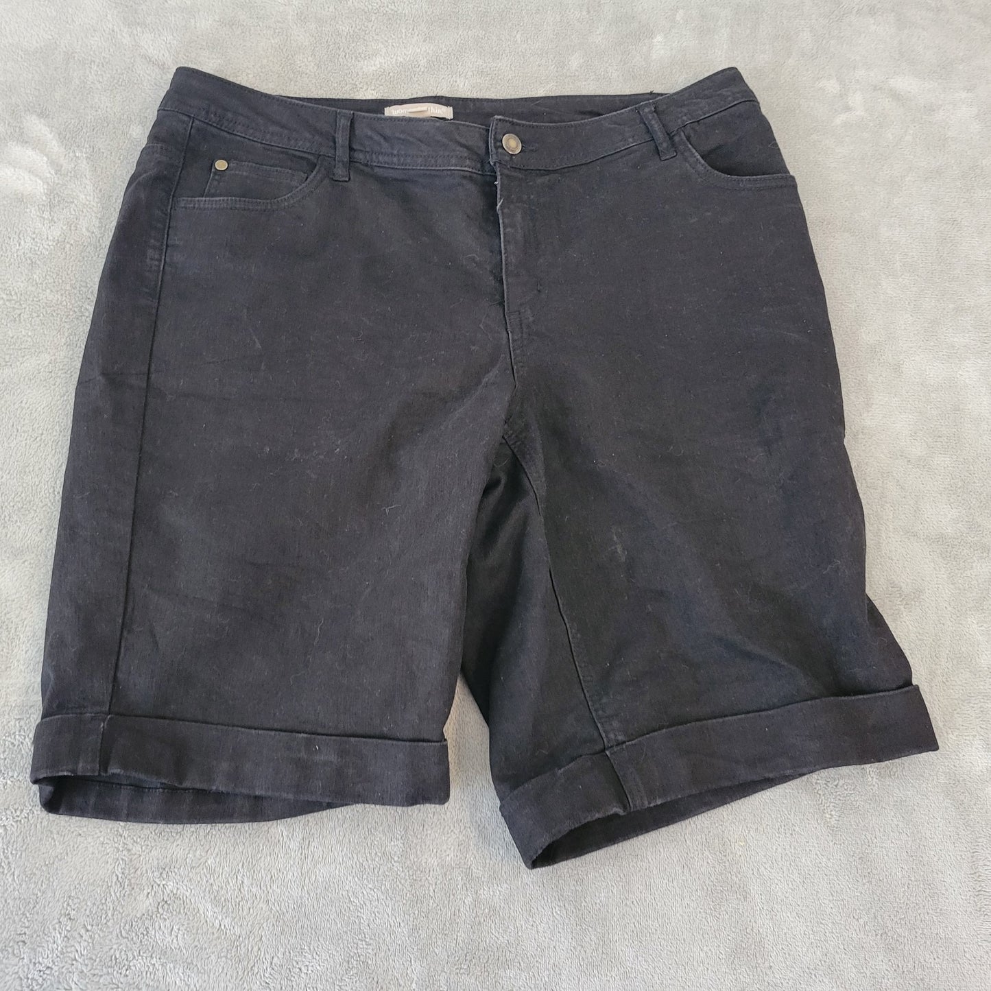 Woman Within Womens Shorts 16W Plus Black Denim Zip Fly Cuffed Casual Comfy