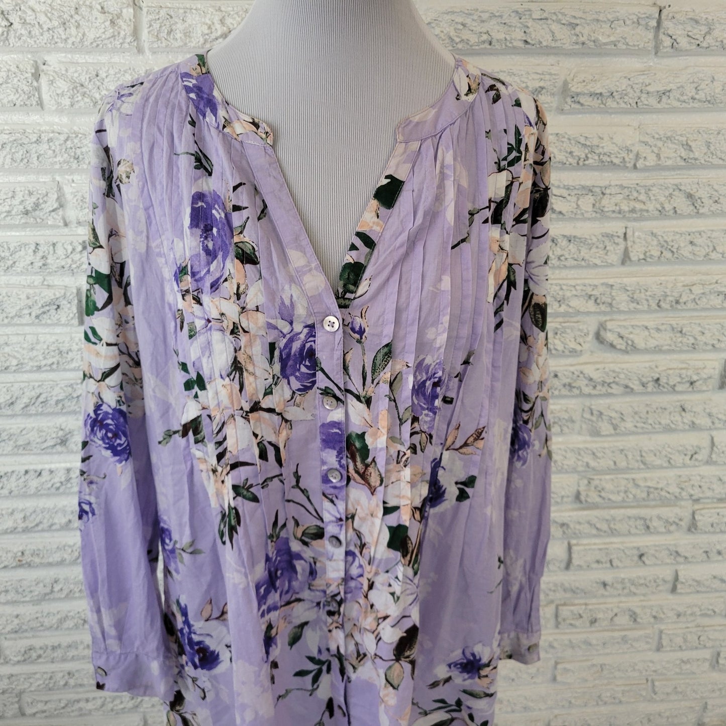 Roamans Womens Top 16W Plus Long Sleeve Lavender Blue Floral Cotton Pintucked