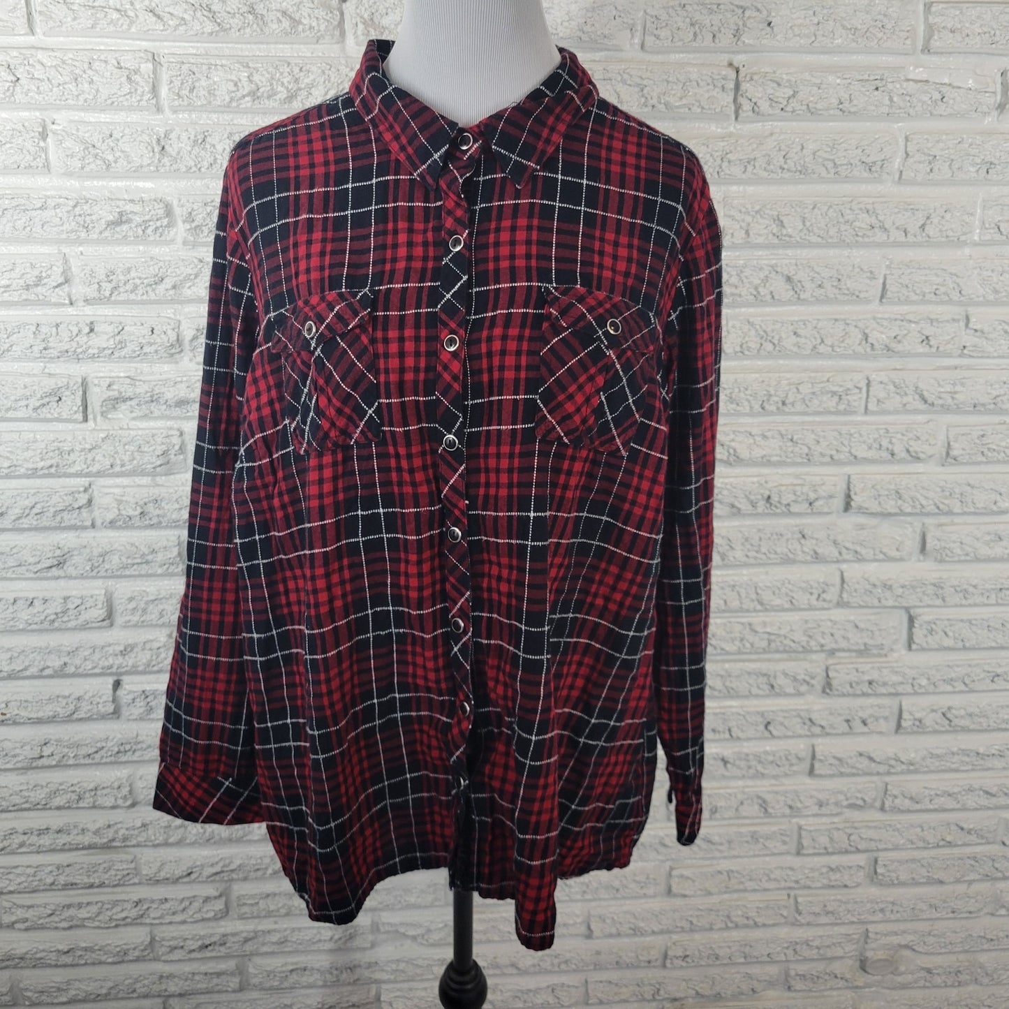 Dress Barn Womens Top 2X Plus Long Sleeve Button Up Red Black Plaid Pockets