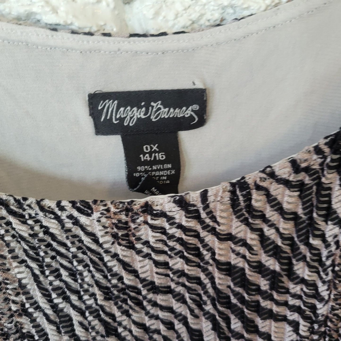 Maggie Barnes Womens Top 0X 14 16 Tank Black Tan Animal Print Lightweight Knit