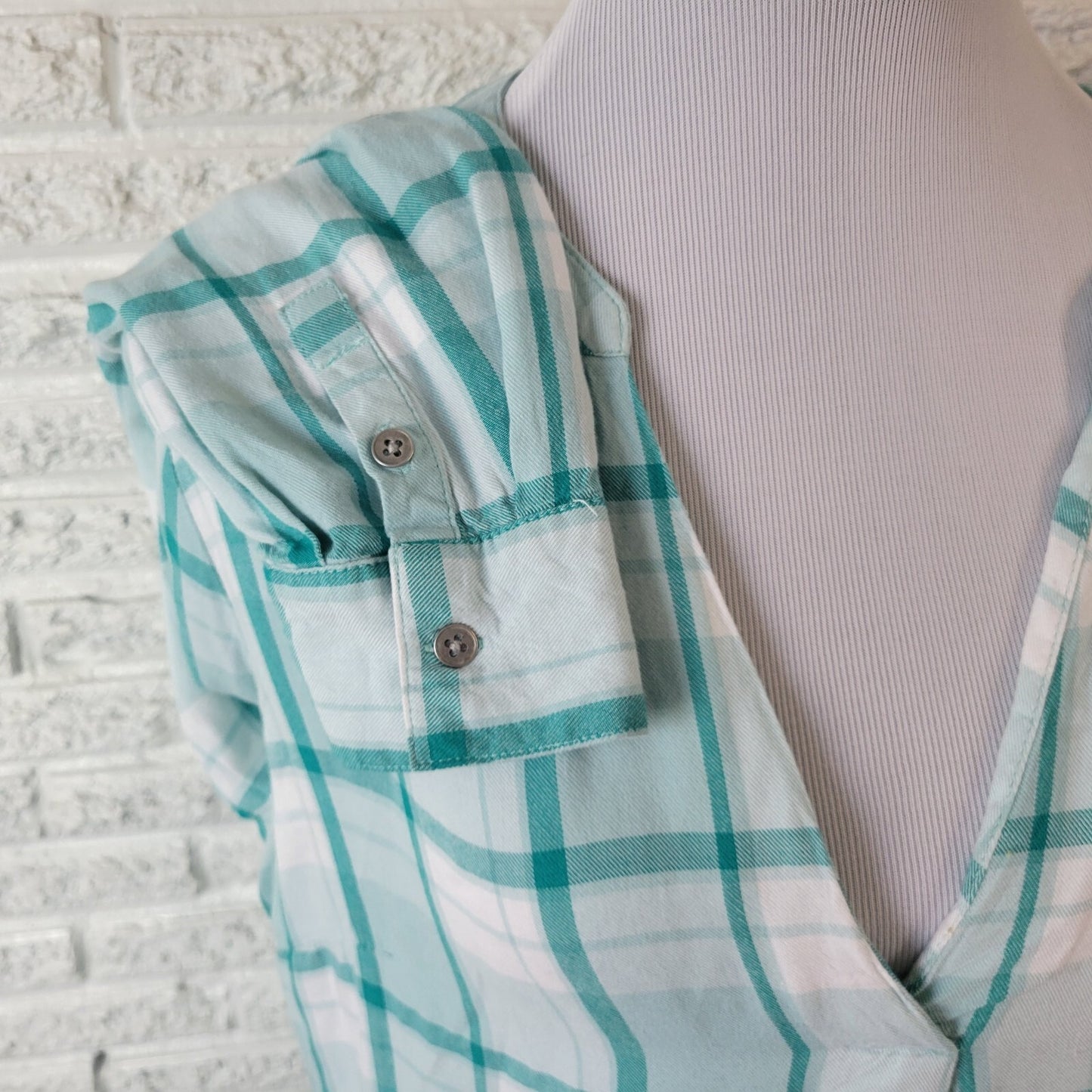 New York Co SOHO Womens Top Extra Large Long Sleeve Green White Plaid Casual