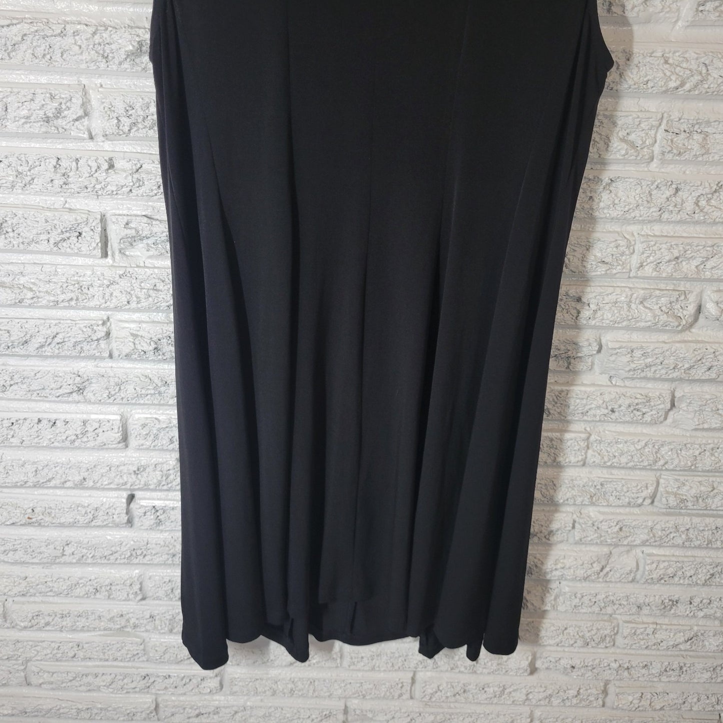 Connected Womens Dress 18W Plus Shift Sleeveless Black Poly Blend Beaded Office