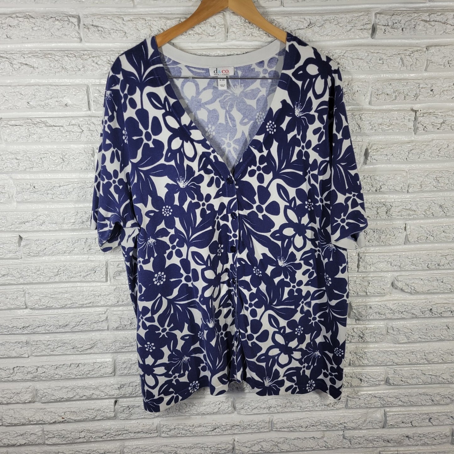 Denim Co Womens Top 3X Plus Short Sleeve Blue White Floral Button Cotton Blend