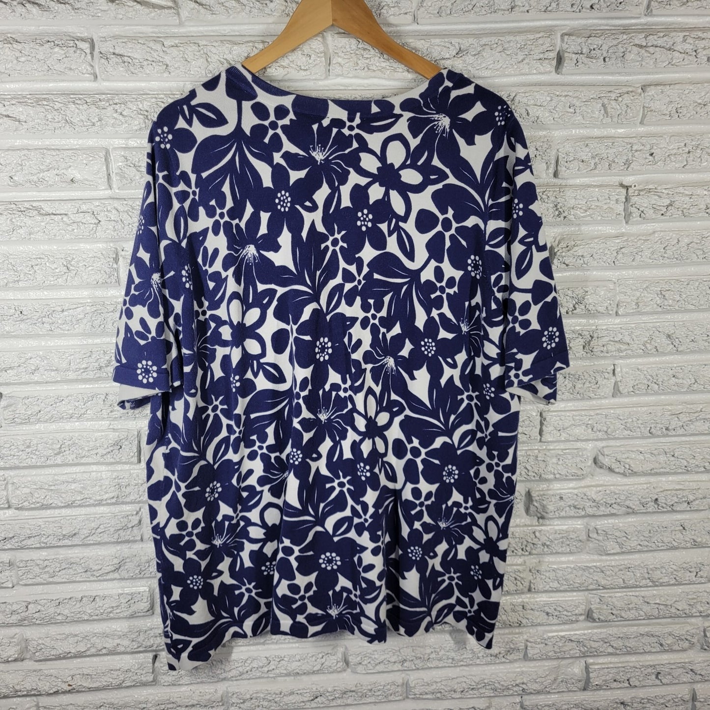 Denim Co Womens Top 3X Plus Short Sleeve Blue White Floral Button Cotton Blend