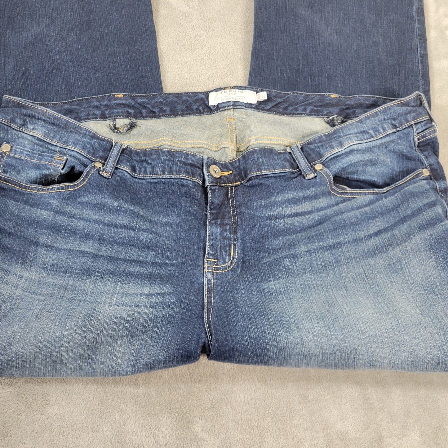 Torrid Womens Jeans 28XS 28XP Boot Cut Dark Blue Denim Wash Zip Comfort Waist