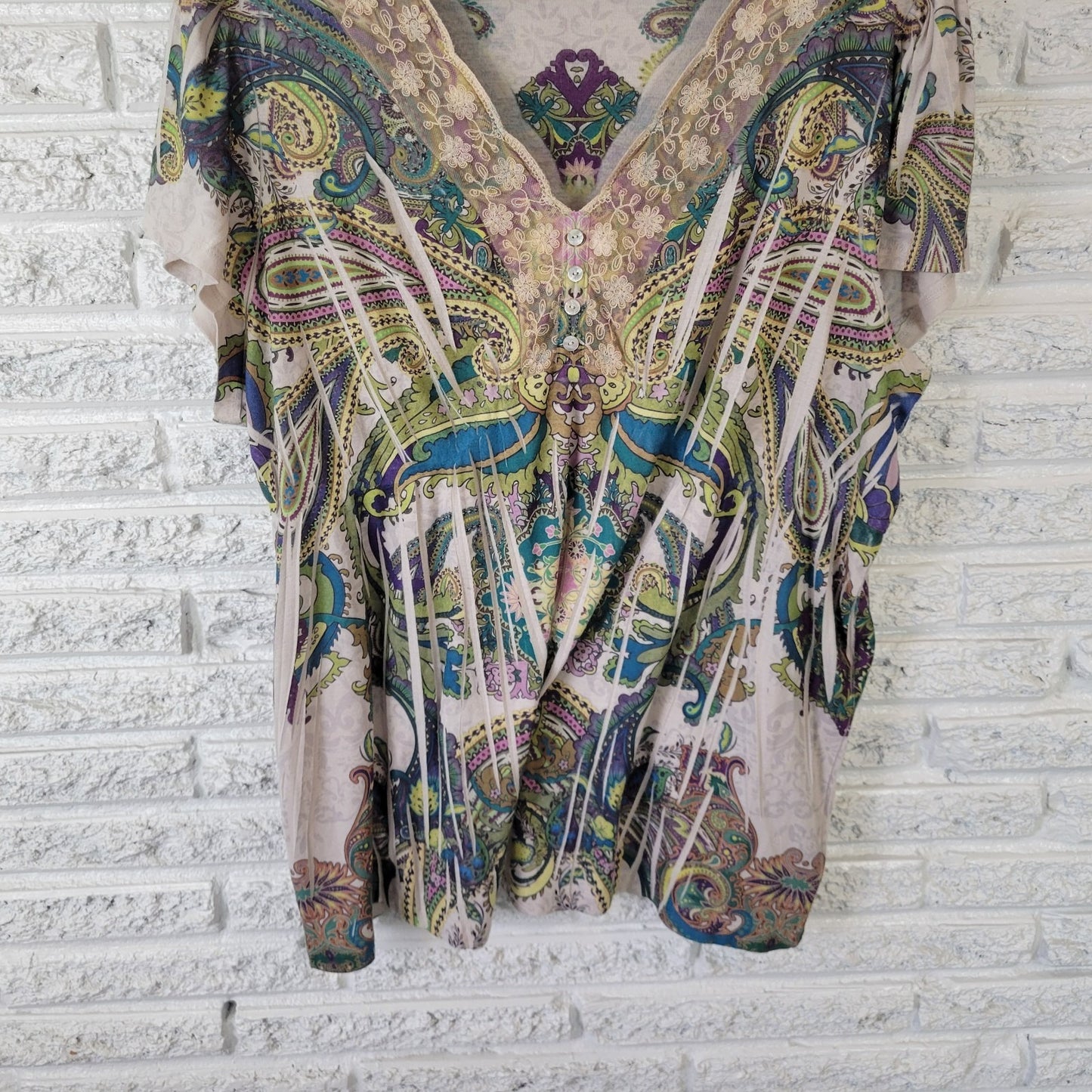Live Let Live Womens Top 3X Plus Cap Sleeve Green Paisley Lace Trim Laser Cut