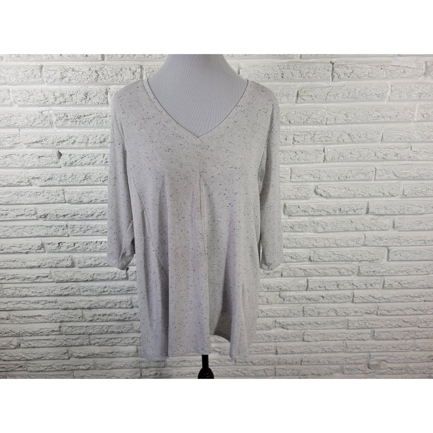 Catherines Womens Top 1XWP 3/4 Sleeve Gray Silver Metallic Asymmetric Thermal