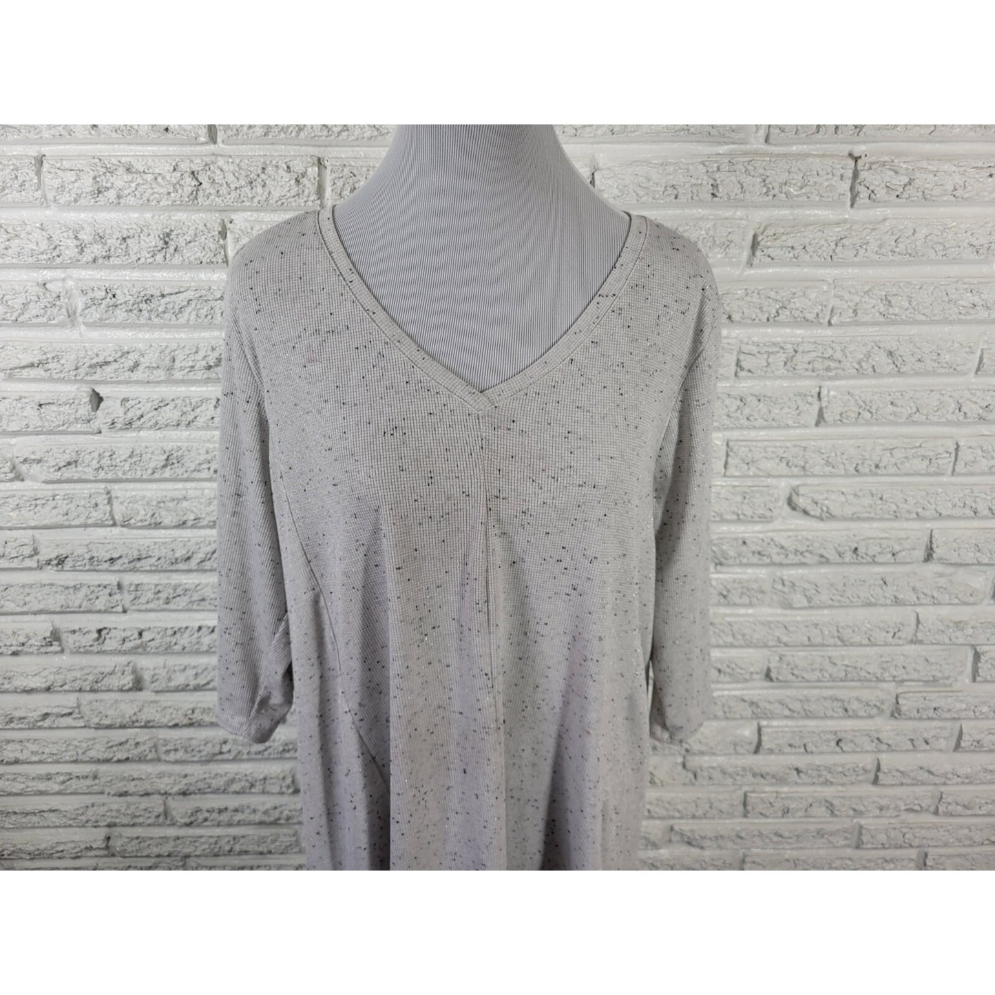 Catherines Womens Top 1XWP 3/4 Sleeve Gray Silver Metallic Asymmetric Thermal