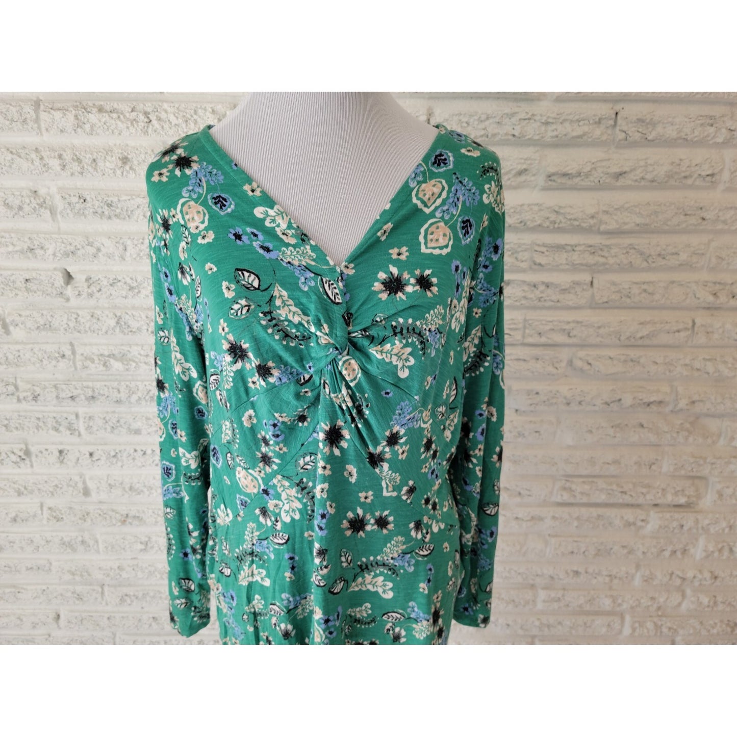 Style & Co Women Top 1X Plus Tunic Long Sleeve Green Floral Rayon Spandex Casual