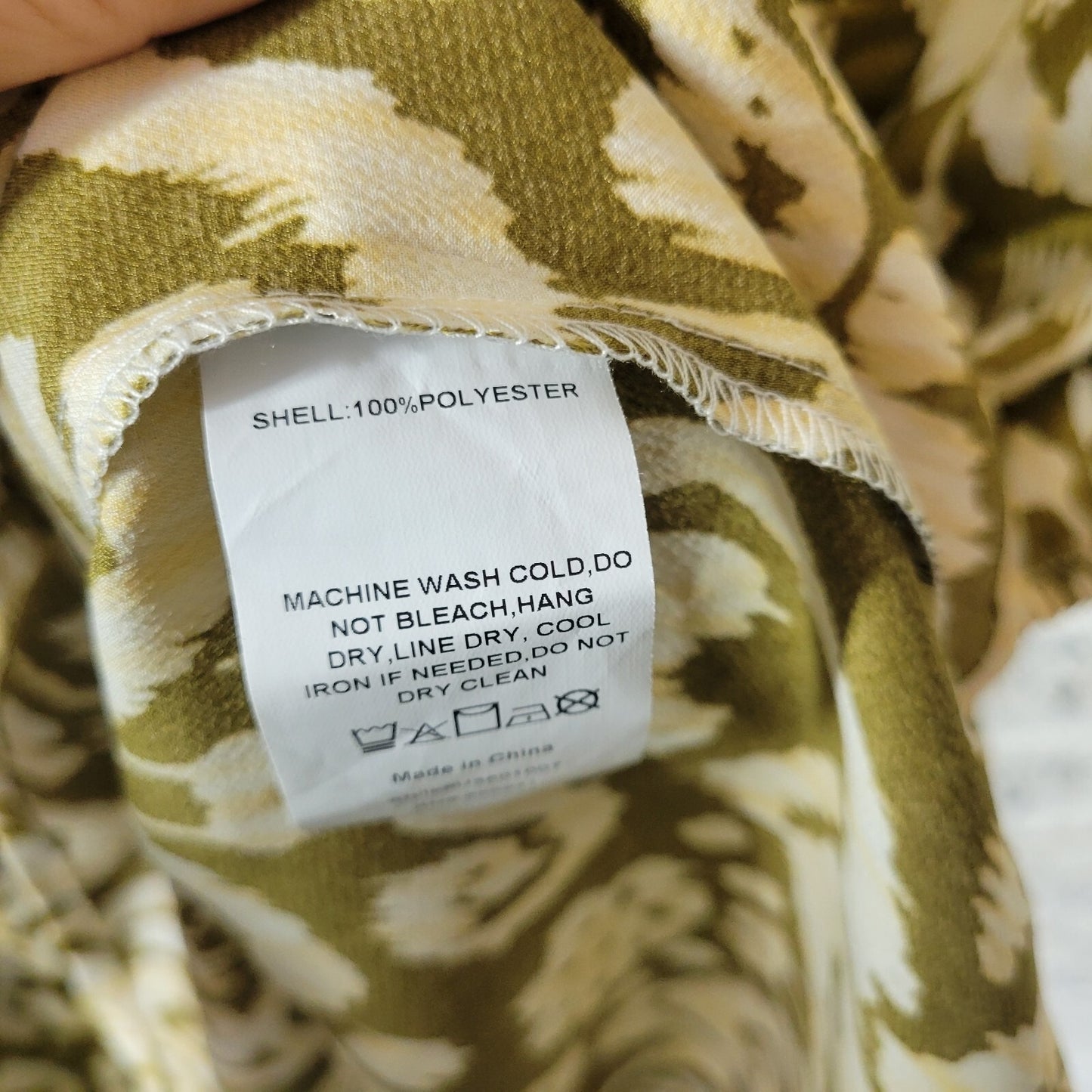 Suzanne Betro Women's 1XL Gold Abstract Party Print V-Neck Puff Sleeve Blouse