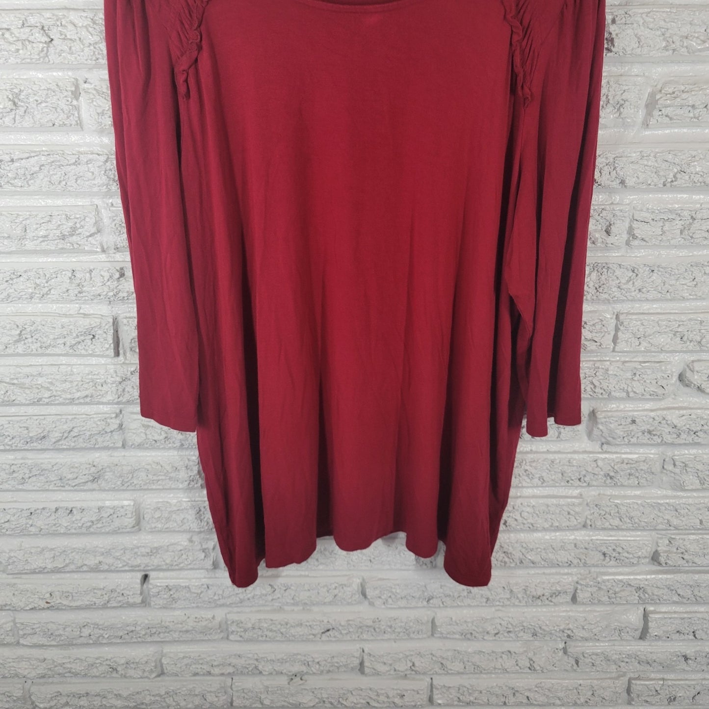 Dress Barn Womens Top 3X Plus 3/4 Sleeve Red Ruffle Rayon Blend Comfy Casual