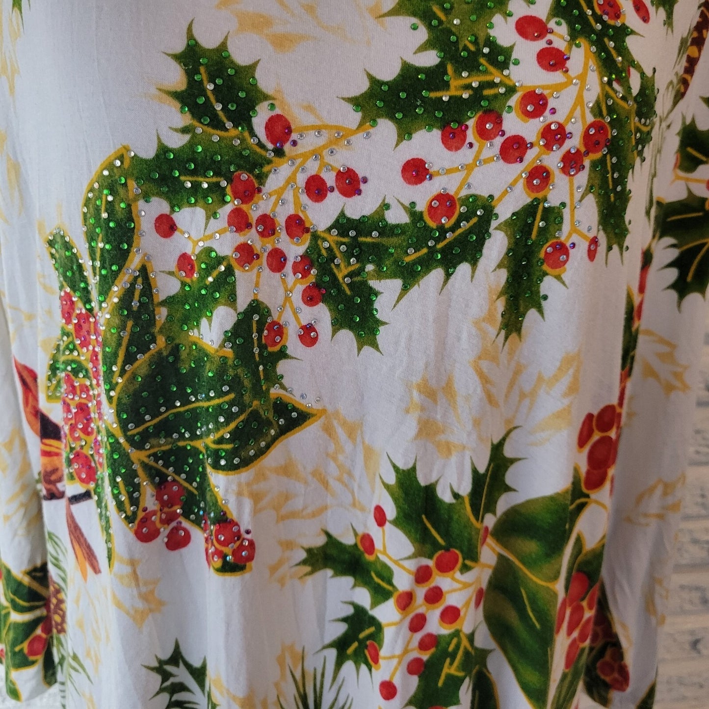 Christmas Life Style Womens Top 1X Tunic 3/4 Sleeve Green Red Berries Rhinestone