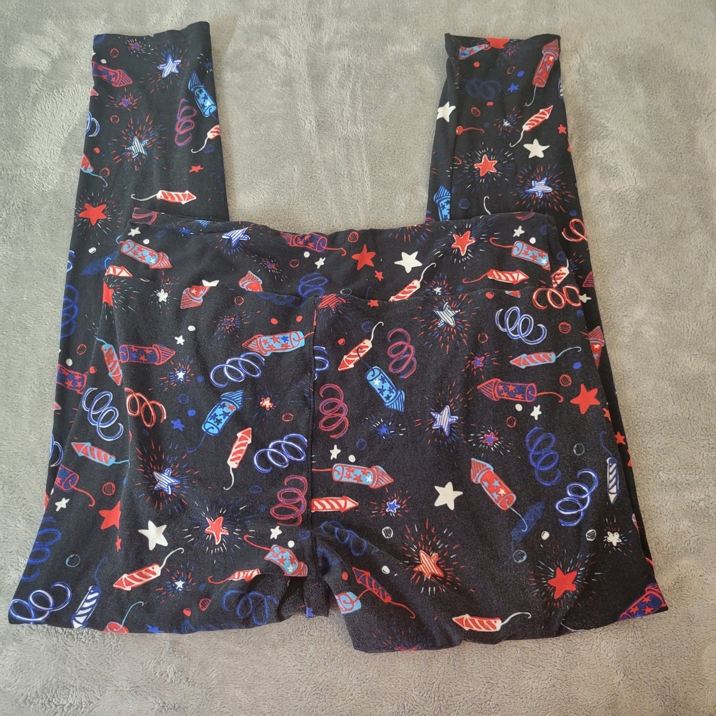 Fourth of July Lularoe Womens Pants TC Tall Curvy Leggings Firecracker Patriotic