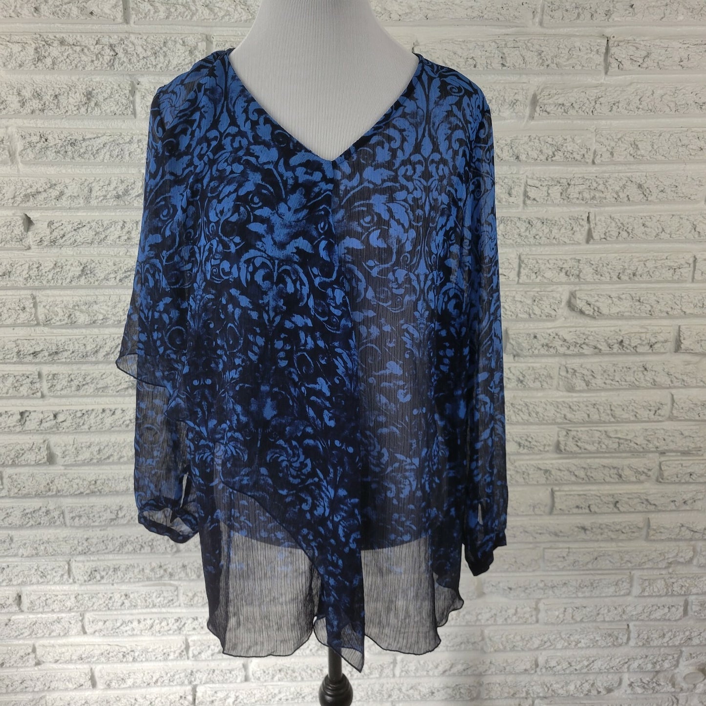 Catherines Womens Top 0X Plus Long Sleeve Blue Floral Sheer Crinkle Crepe Career